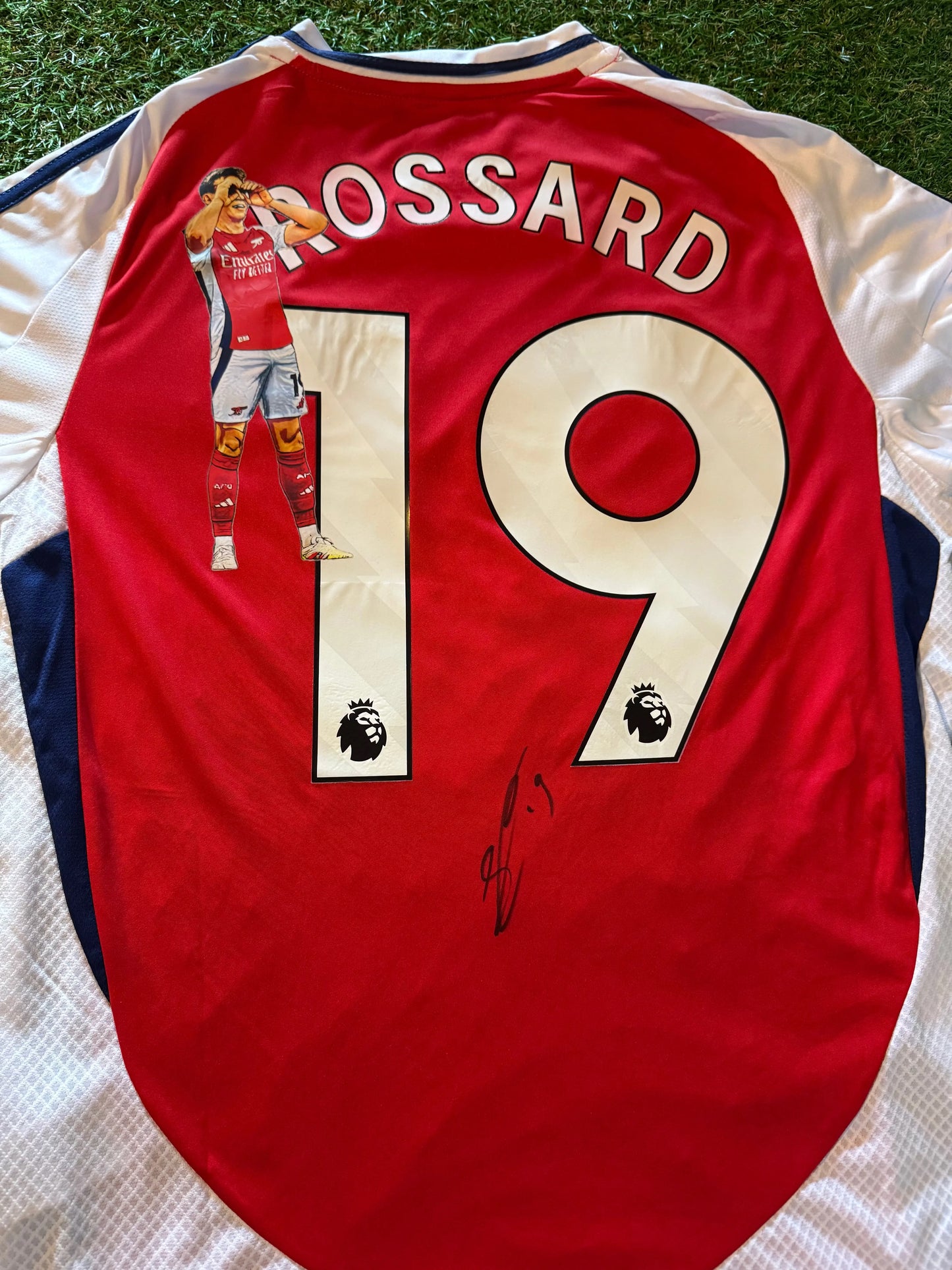 LEANDRO TROSSARD SIGNED CUSTOM ARSENAL 24/25 HOME SHIRT LIMELIGHT MEMORABILIA