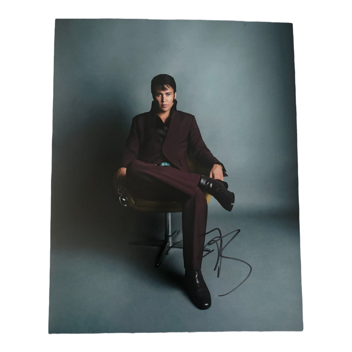 AUSTIN BUTLER SIGNED ELVIS PHOTO