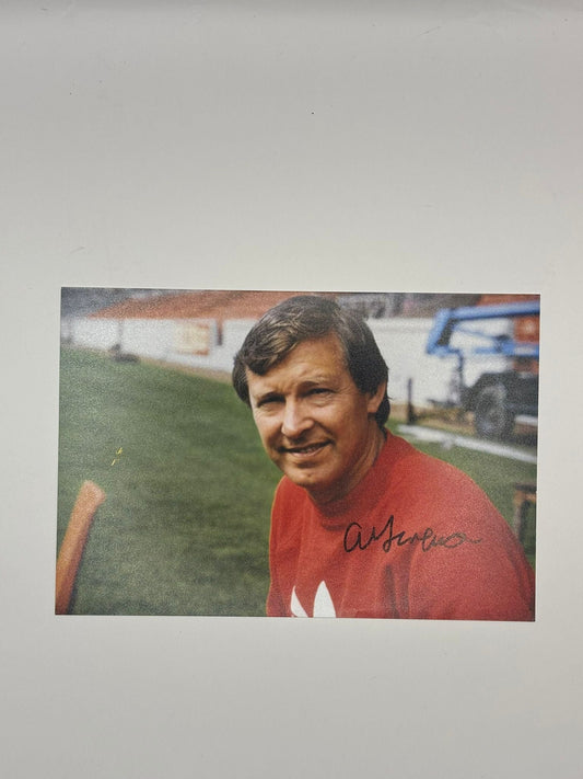 ALEX FERGUSON SIGNED PHOTO LIMELIGHT MEMORABILIA