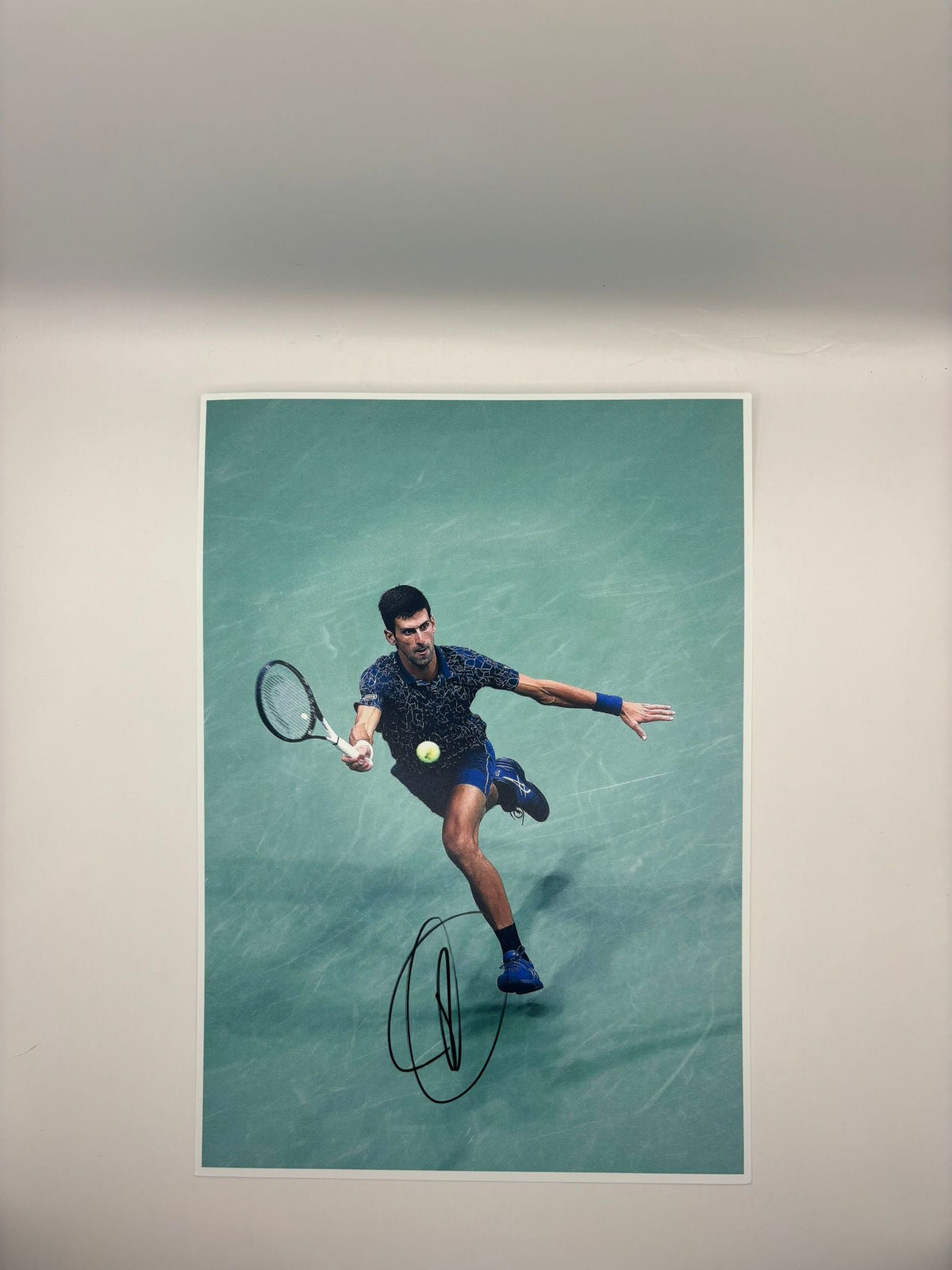 DJOKOVIC SIGNED PHOTO LIMELIGHT MEMORABILIA