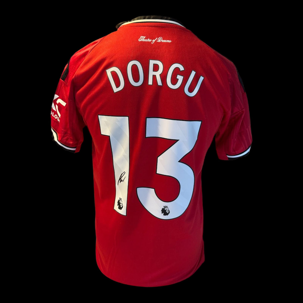 DORGU  SIGNED MANCHESTER UNITED 25/26 HOME SHIRT