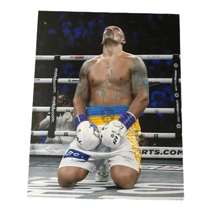 OLEKSANDR USYK SIGNED PHOTO ZL FOOTY