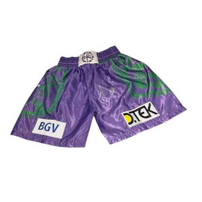 Professional-style replica boxing shorts featuring the authentic signature of undisputed heavyweight champion Oleksandr Usyk from the 2024 Fury 2 bout.