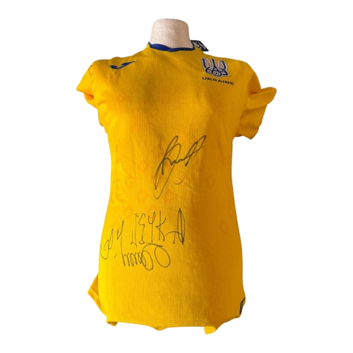 Authentic dual hand-signed Ukraine football shirt by Oleksandr Usyk and Oleksandr Zinchenko.
